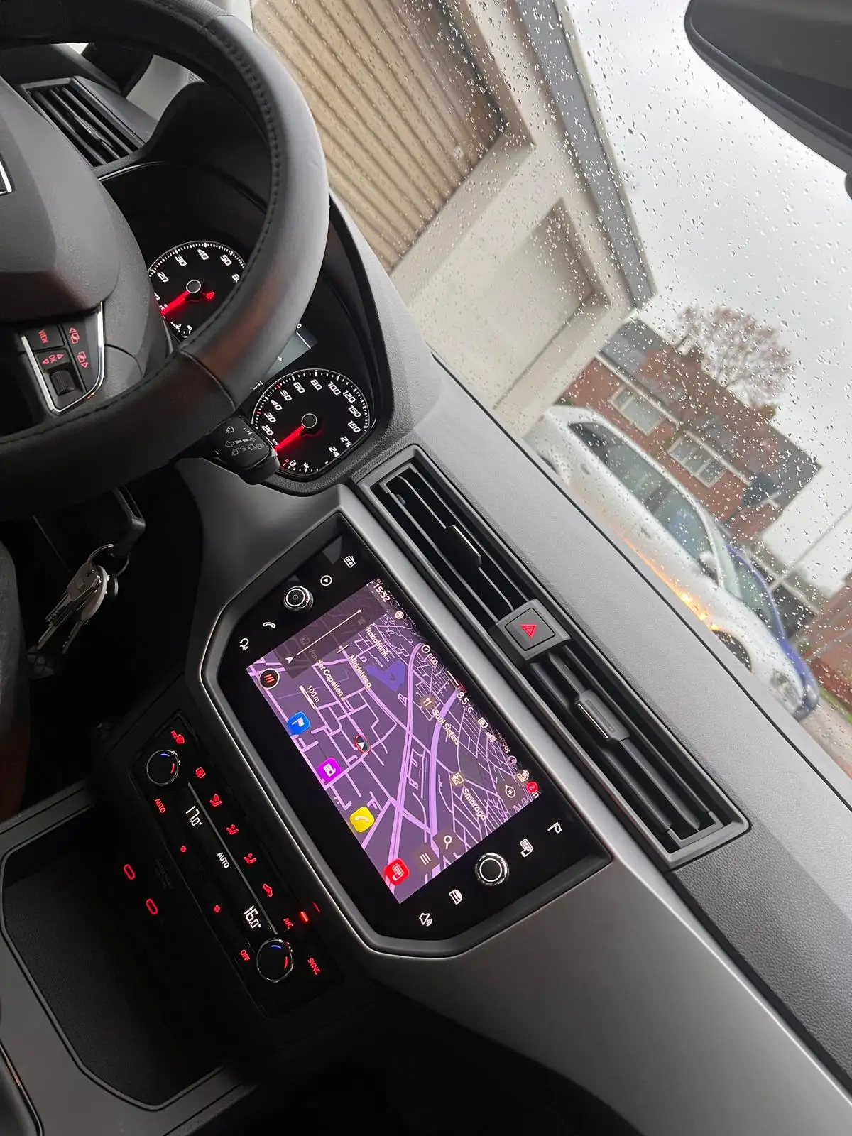 Auto op de weg in Zwolle